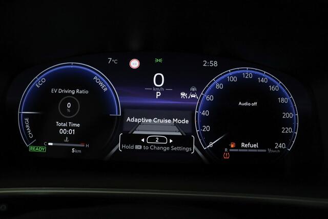 Toyota COROLLA Cross Hybrid 140 Dynamic | Adaptive Cruise Control | Achteruitrijcamera | Elektrische achterklep | Stoelverwarming | Stuurverwarming | Parkeersensoren |