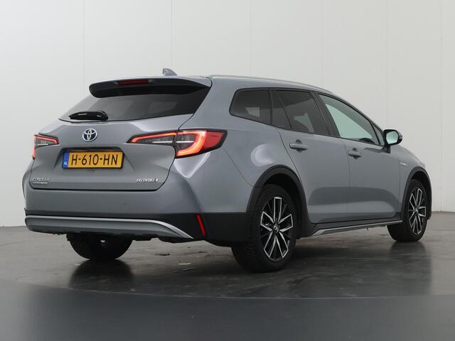 Toyota COROLLA Touring Sports 1.8 Hybrid Trek | Navigatie | Parkeercamera | Cruise Control Adaptief | Climate Control | Keyless Go |