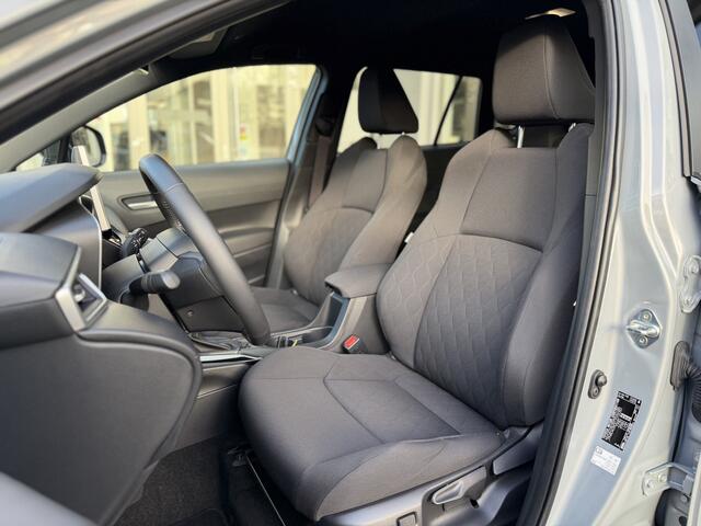 Toyota COROLLA Cross Hybrid 140 Dynamic | GEEN AFLEVERKOSTEN | Elek.achterklep, Apple/Android, Draadloze telefoonlader