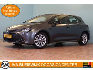 toyota-corolla-hybrid-140-business-