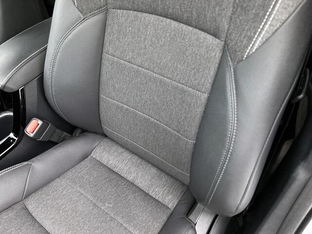 Toyota COROLLA Touring Sports Hybrid 140 Dynamic | Stoelverwarming | Parkeersensoren v+a | Navigatie