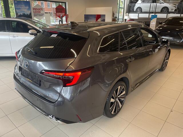Toyota COROLLA Touring Sports Hybrid 140 Dynamic | Dodehoek detectie | Stuur- & Stoelverwarming | Parkeersensoren | Apple Carplay & AndroidAUTO