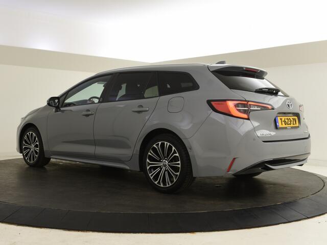 Toyota COROLLA Touring Sports 2.0 Hybrid Dynamic | Blind spot | Stoel- en stuurverwarm. |