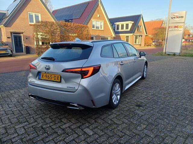 Toyota COROLLA Touring Sports Hybrid 140 Active