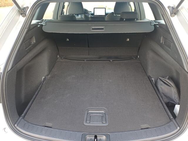 Toyota COROLLA Touring Sports Hybrid 140 Active