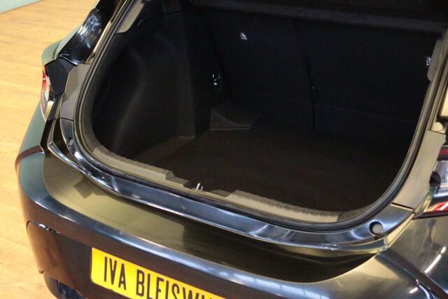 Toyota COROLLA Hybrid 140 Business | APPCONNECT | CAMERA | VRUIT/STUUR/STOELVERW | ADAP CRUISE | LANE-ASSIST |