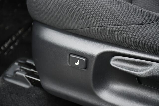 Toyota COROLLA Cross Hybrid 140 Style + Premium Pack I Limited Automaat 140pk | LED-koplampen | Trekhaak | Dodehoekdetectie | Dealer-onderhouden |