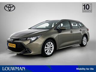 toyota-corolla-touring-sports-hybri