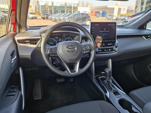 Toyota COROLLA Cross Hybrid 140 Style