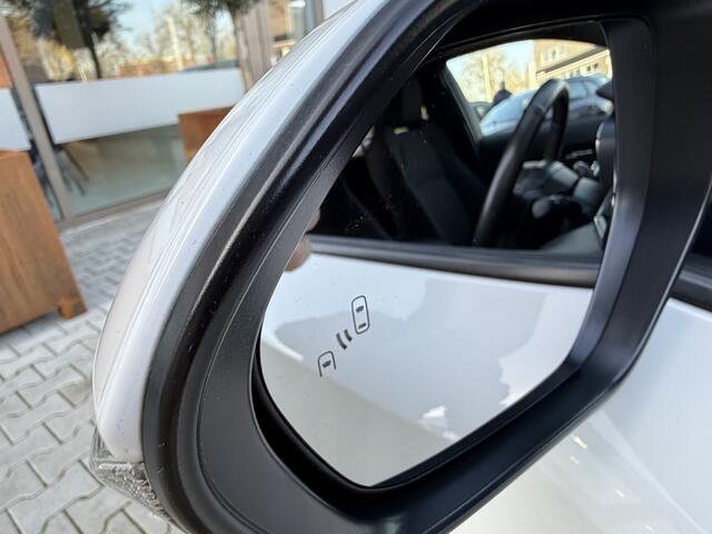 Toyota COROLLA Touring Sports 2.0 Hybrid Dynamic | Trekhaak | Blindspot | PDC v/a