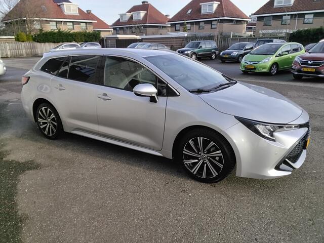 Toyota COROLLA Touring Sports 1.8 Hybrid Dynamic