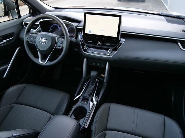Toyota COROLLA Cross 1.8 High Power Hybrid 140pk CVT Navigatie / Pano-Dak / DAB / Apple Carplay / Winterpakket