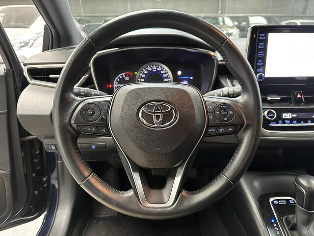 Toyota COROLLA Touring Sports 1.8 Hybrid Active + 17 inch, hele nette auto met slechts 62000km, NL Auto met o.a. Carplay, camera, Adaptieve cruisecontrol etc.