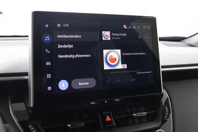 Toyota COROLLA Cross Hybrid 140 Dynamic | Apple Carplay/Android Auto | Parkeersensoren | Elektrische Achterklep | Stoelverwarming |