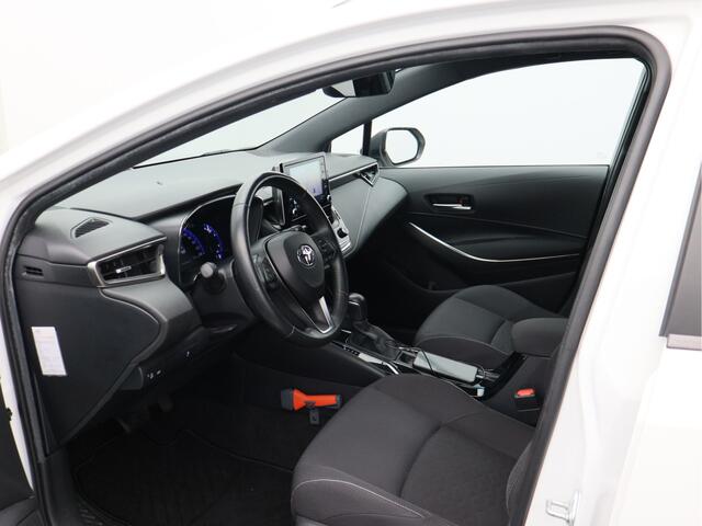 Toyota COROLLA Touring Sports 1.8 Hybrid Business Plus/ trekhaak/ lage km!