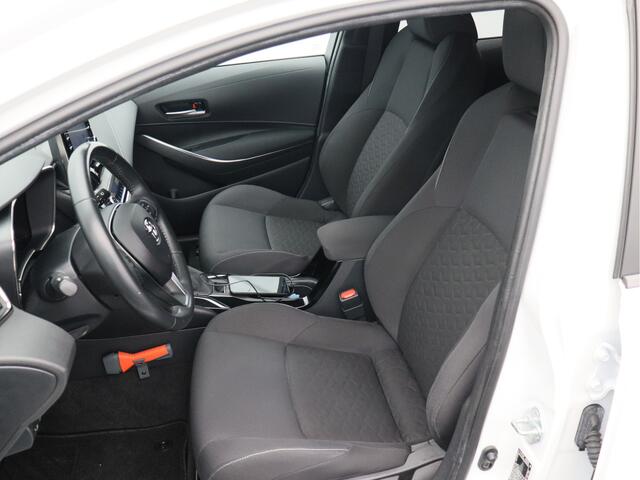 Toyota COROLLA Touring Sports 1.8 Hybrid Business Plus/ trekhaak/ lage km!