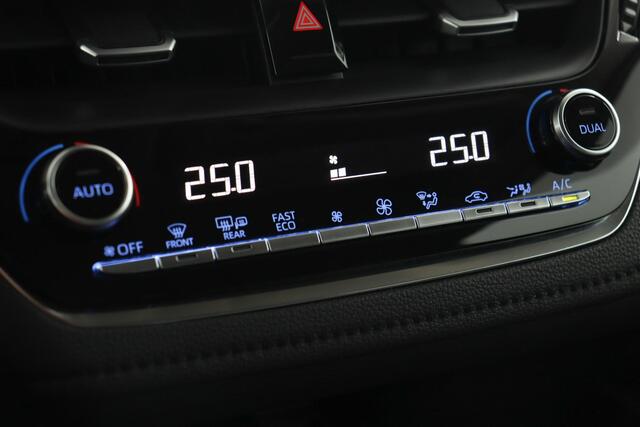 Toyota COROLLA 1.8 Hybrid Dynamic | Apple Carplay/Android Auto | Stoelverwarming | Parkeercamera | Adaptieve Cruise Control |