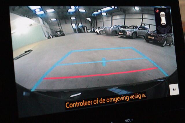 Toyota COROLLA Hybrid 140 Team D | APPCONNECT | CAMERA + PDC | VRUIT/STUUR/STOELVERW | ADAP CRUISE | LANE-ASSIST / WARNING |