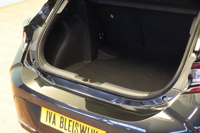 Toyota COROLLA Hybrid 140 Team D | APPCONNECT | CAMERA + PDC | VRUIT/STUUR/STOELVERW | ADAP CRUISE | LANE-ASSIST / WARNING |