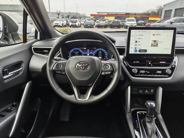 Toyota COROLLA Cross 2.0 High Power Hybrid First Edition | Trekhaak | Navi | Half Led