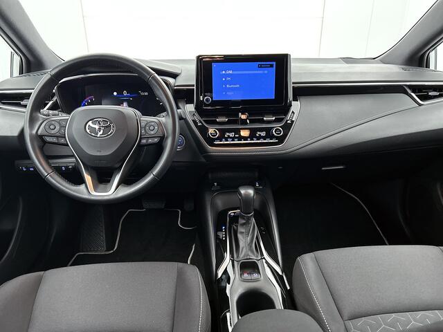 Toyota COROLLA Touring Sports 1.8 Hybrid Active | Navi | Stoelverwarming | Automatisch Inparkeren! | Lichtmetalen Velgen |
