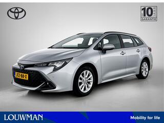 toyota-corolla-touring-sports-hybri