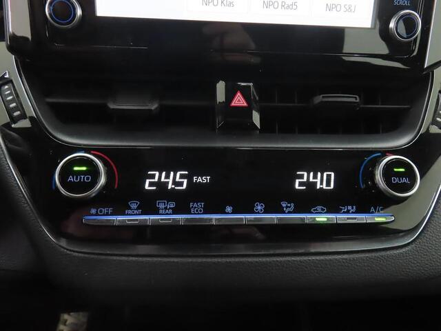 Toyota COROLLA TOURING SPORTS 1.8 HYBRID COMFORT I AUTOMAAT I TREKHAAK I ADAPTIVE CRUISE I APPLE CARPLAY