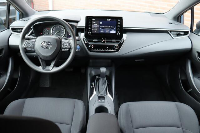 Toyota COROLLA 1.8 Hybrid Comfort, Camera, Carplay Adaptieve cruise control, Lane assist.