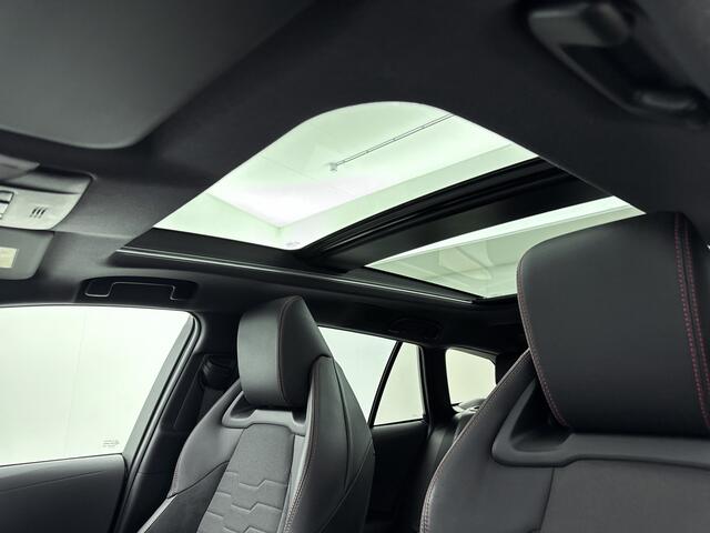 Toyota COROLLA Touring Sports 2.0 184 PK Hybrid Executive | Glazen Panoramadak | Trekhaak |