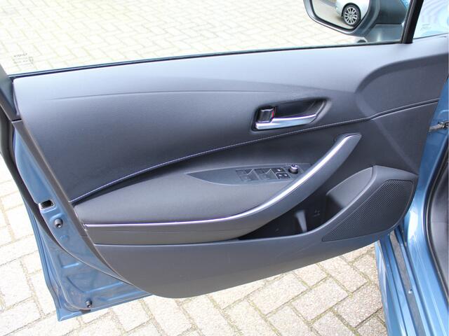 Toyota COROLLA 1.8 Hybrid Active Stoelverw./Stuurverw./AdaptiveCruise/Climate/Navi/LED/