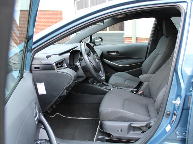 Toyota COROLLA 1.8 Hybrid Active Stoelverw./Stuurverw./AdaptiveCruise/Climate/Navi/LED/