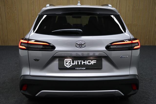Toyota COROLLA Cross Hybrid 180 Executive | Nieuw uit voorraad leverbaar! | ¤ 3.000,- voorraad voordeel! | Adaptive-cruise | Leder | 360° Camera | Clima | Elek. Achterklep | Apple Carplay & Android Auto | Keyless | Dodehoekdetectie