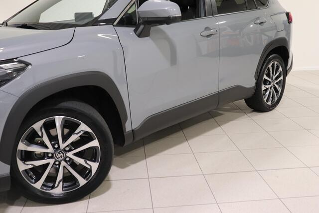 Toyota COROLLA Cross 2.0 High Power Hybrid Launch Edition, JBL, BSM, PANO, Leder Zwart!