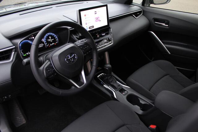 Toyota COROLLA Cross Hybrid 140 Style | Rijklaar | Stoel/Stuur-verwarming | Navi | Apple/Android | Elek achterklep