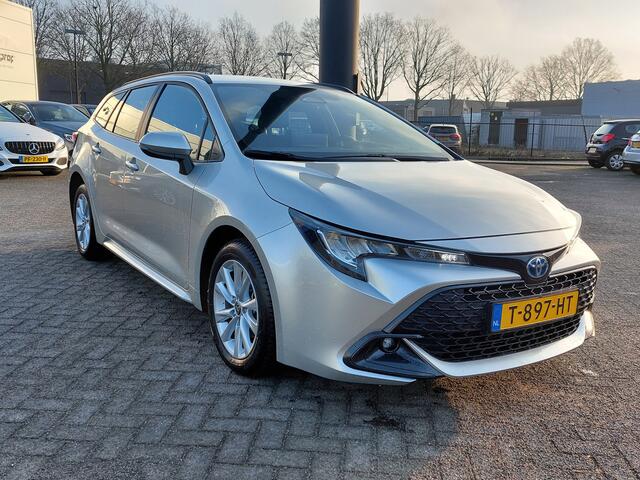 Toyota COROLLA Touring Sports 1.8 Hybrid 140 Active | Origineel NL | Navi | Apple Carplay+Android Auto | Clima | Adap.Cruise | Achteruitrijcamera | Led Koplampen | Rijstrook+Licht+Regensensor | Mistlampen | 16''lm