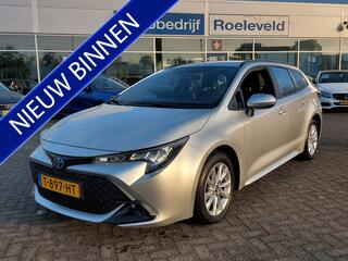 toyota-corolla-touring-sports-1.8-h