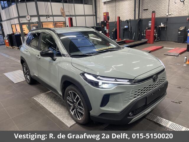 Toyota COROLLA Cross Hybrid 140 Dynamic | Stuur-/ & Stoelverwarming | Parkeersensoren | Dodehoek detectie | Elektrische kofferbak
