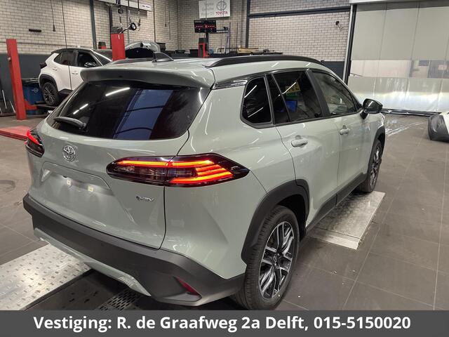 Toyota COROLLA Cross Hybrid 140 Dynamic | Stuur-/ & Stoelverwarming | Parkeersensoren | Dodehoek detectie | Elektrische kofferbak