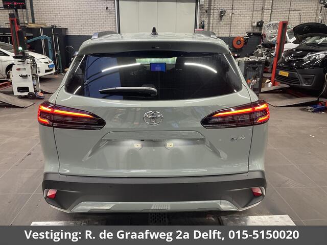 Toyota COROLLA Cross Hybrid 140 Dynamic | Stuur-/ & Stoelverwarming | Parkeersensoren | Dodehoek detectie | Elektrische kofferbak
