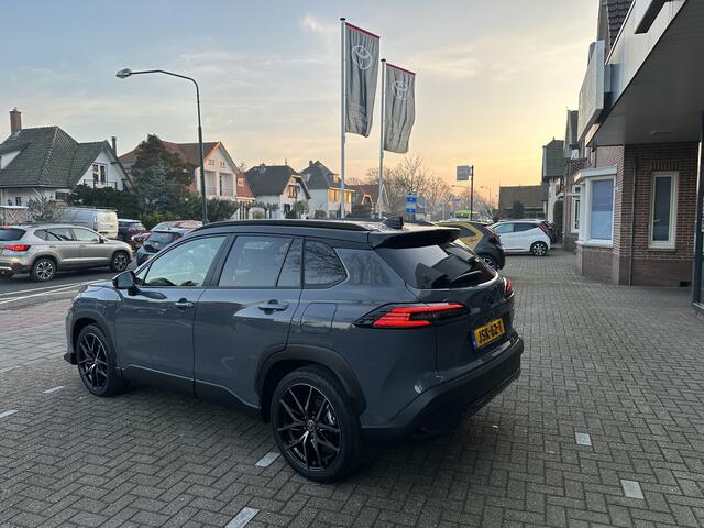 Toyota COROLLA Cross Hybrid 180 GR Sport GR Sport Plus Pack Panoramadak JBL Audio