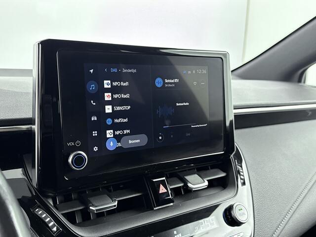 Toyota COROLLA Touring Sports 1.8 Hybrid Active Plus | Stoel / Stuurwielverwarming | Elek. Kofferklep | Parkeercamera | Apple Carplay / Android Auto |
