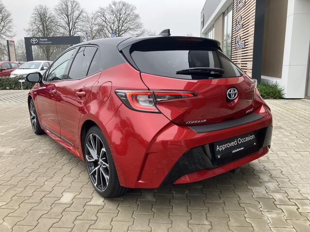 Toyota COROLLA 1.8 Hybrid Executive | Blindspot | Trekhaak | Pdc v/a
