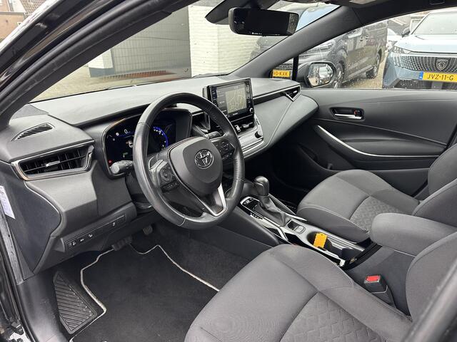 Toyota COROLLA 1.8 Hybrid Dynamic Limited | Automaat | Navigatie | Afneembare Trekhaak | LED Verlichting | Camera | Parkeersensoren | Lichtmetalen Velgen | Digitaal Dashboard | Climate Control | Keyless Start | DAB Radio | Apple Carplay |