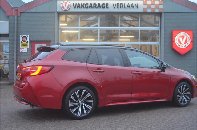 Toyota COROLLA Touring Sports 1.8 Hybrid Executive Bi-Tone, stuur en stoelverwarming