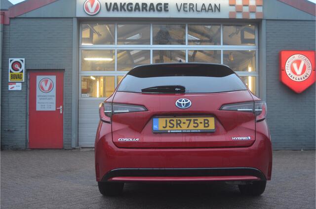 Toyota COROLLA Touring Sports 1.8 Hybrid Executive Bi-Tone, stuur en stoelverwarming