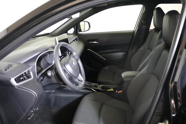 Toyota COROLLA Cross Hybrid 200 Executive Edition Panoramadak, PDC