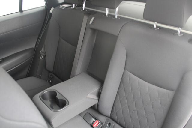 Toyota COROLLA Cross Hybrid 140 Dynamic Adap. cruise controle l Elek. klep l Keyless start stop l LED l Apple carplay/ Android auto