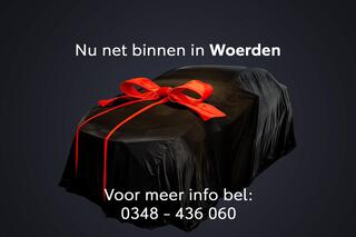 toyota-corolla-touring-sports-1.8-h