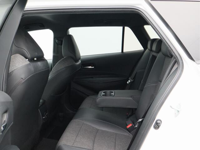 Toyota COROLLA Touring Sports 1.8 Hybrid Business Plus/ lage km/ zeer mooi!