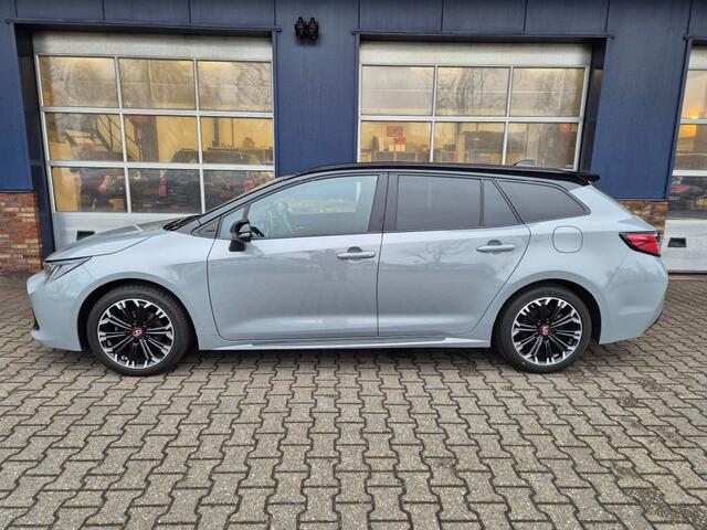 Toyota COROLLA 1.8 HYBRID TOURING SPORTS GR-SPORT, Trekhaak, Stoelverwarming, Bi-Tone, ALL IN prijs!